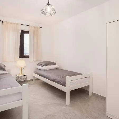 Loncar Seget Vranjica