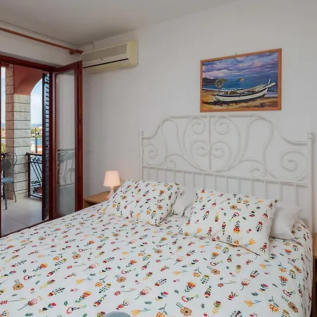Loncar Apartment