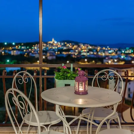 Apartment Loncar Seget Vranjica