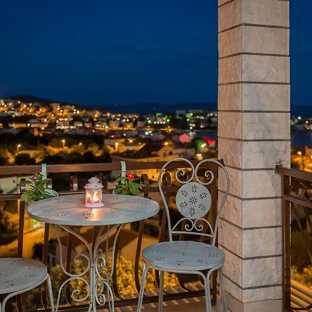 Loncar Apartment
