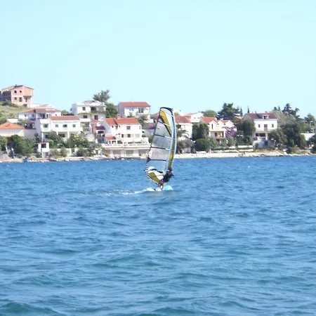 Apartment Loncar Seget Vranjica